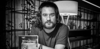 «Los niños acostumbran a pisar despacio por muchos secretos y misterios escondidos»