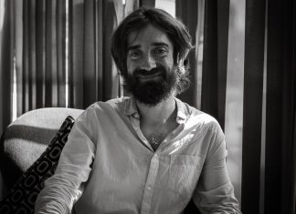 «En el elemento local puede haber una imagen de lo total, de lo universal»