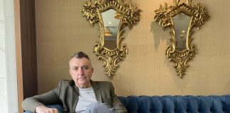 Manuel Vilas presenta «Islandia»: el amor contado desde su final