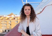 Lola Pons: todo lo que decimos cuando callamos en «El dedo en los labios»